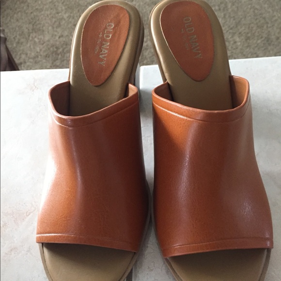 Old Navy Shoes - Slide in wedge